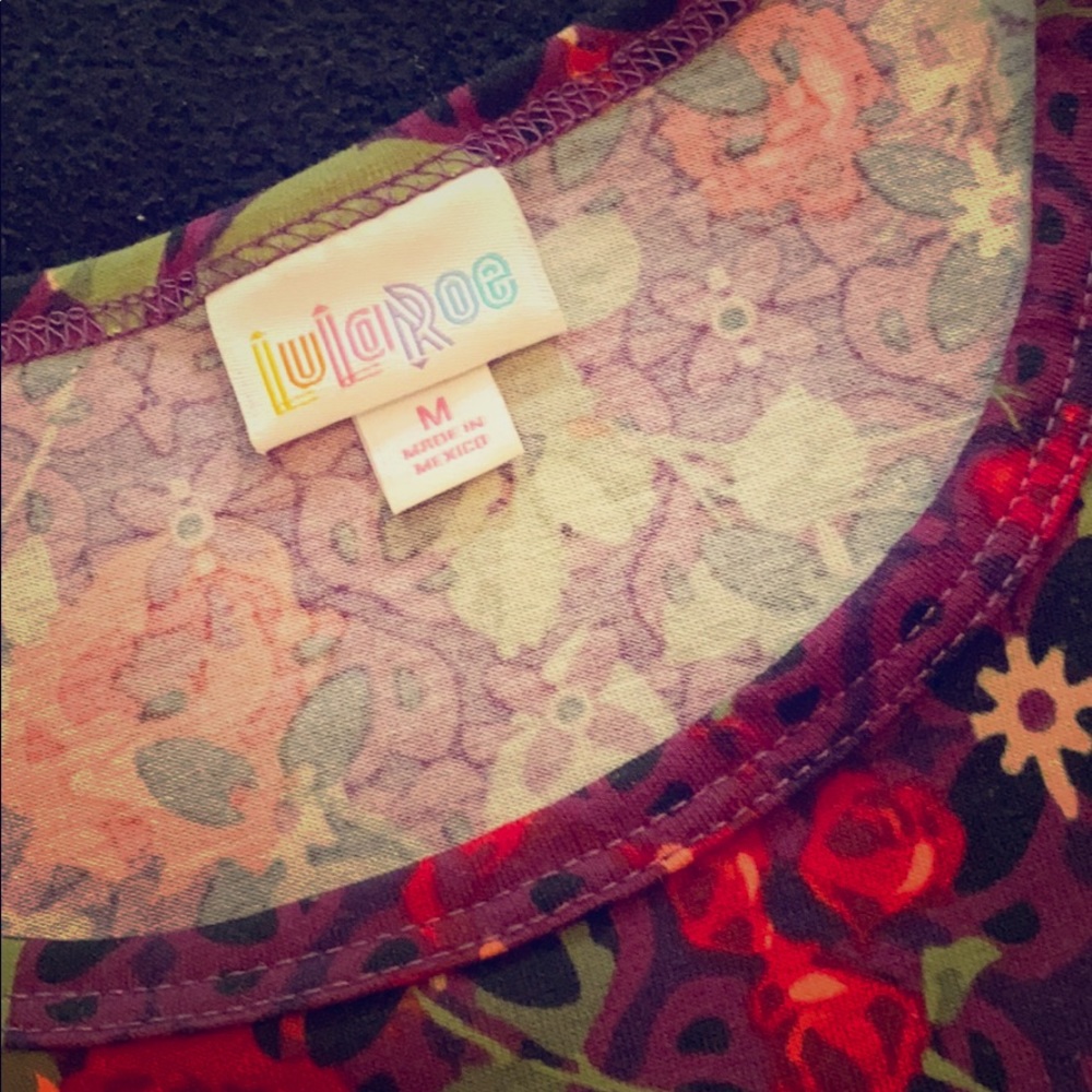 Lularoe M Carly